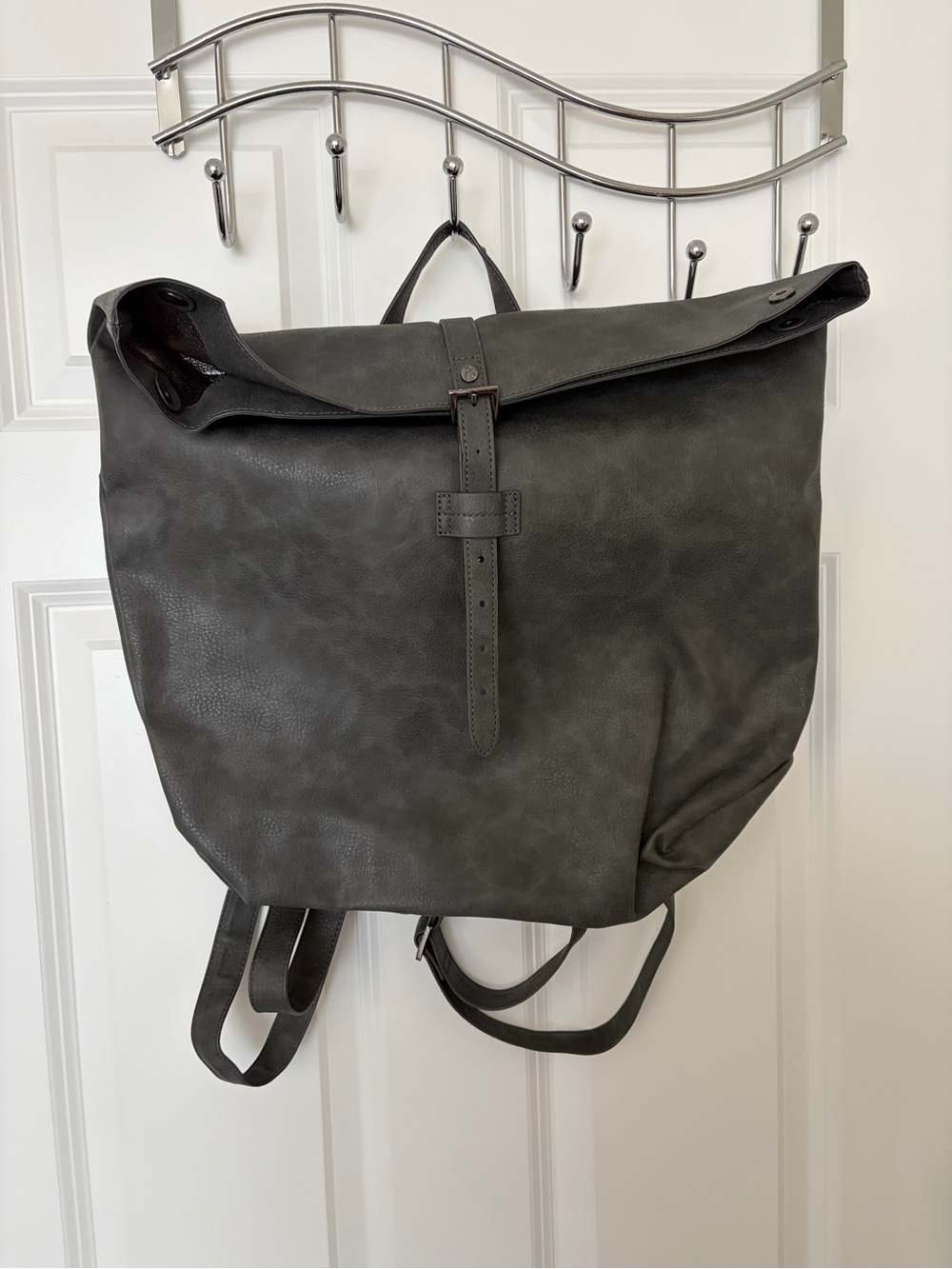 Miomojo Vegan Leather Made in Italy Roll-Top Women's Backpack in Charcoal Gray